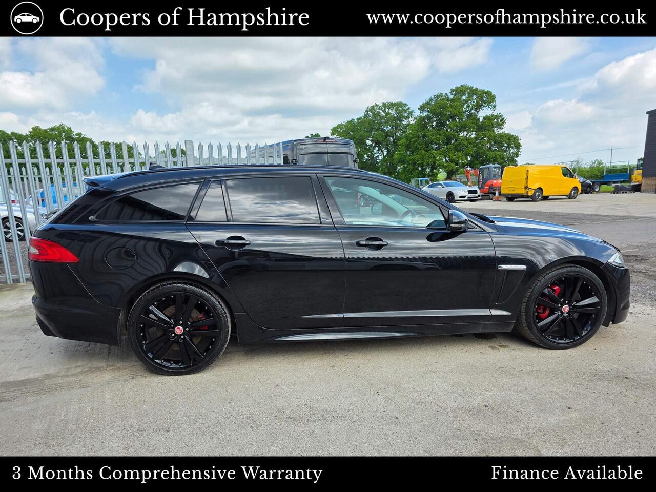 Jaguar XF — photo 18
