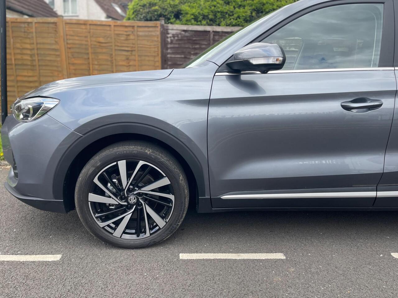 MG MG ZS — photo 32
