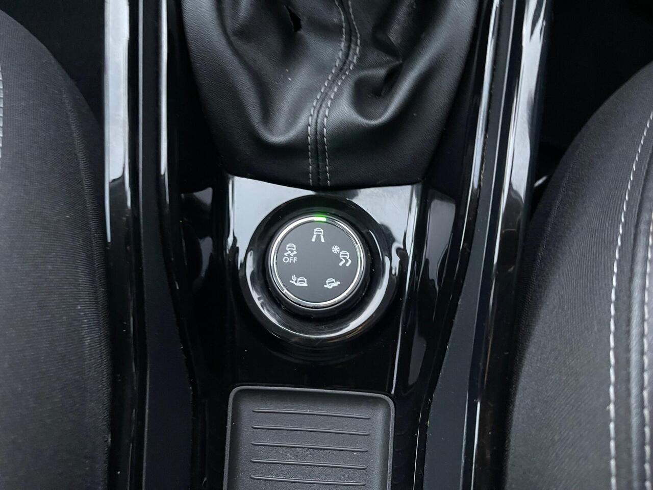 Peugeot 2008 — photo 24