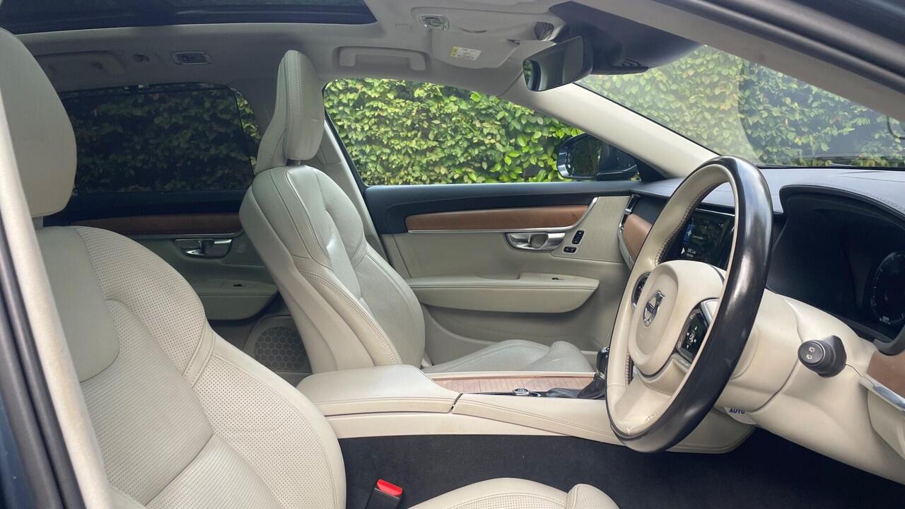 Volvo V90 — photo 26