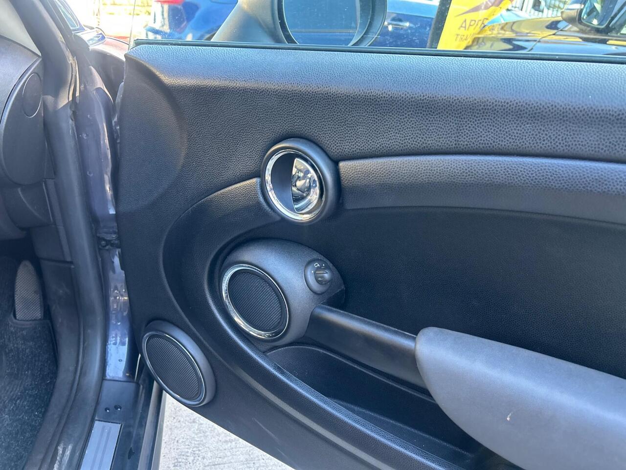 MINI Hatch — photo 19
