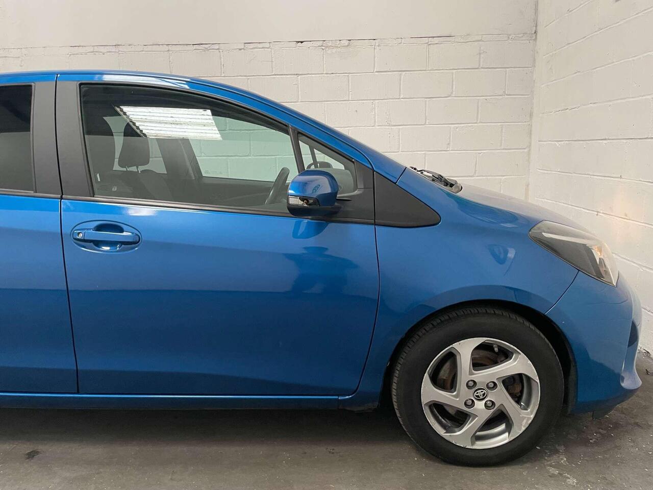 Toyota Yaris — photo 21