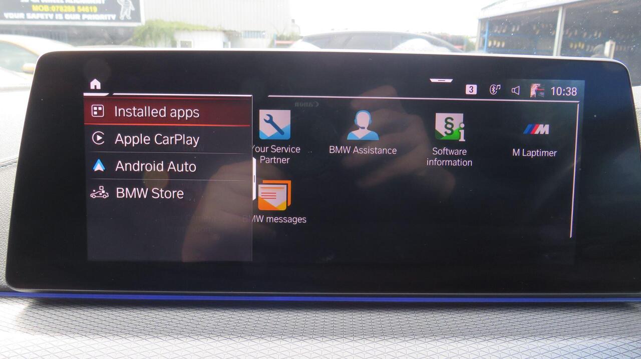 BMW 5 Series — photo 33