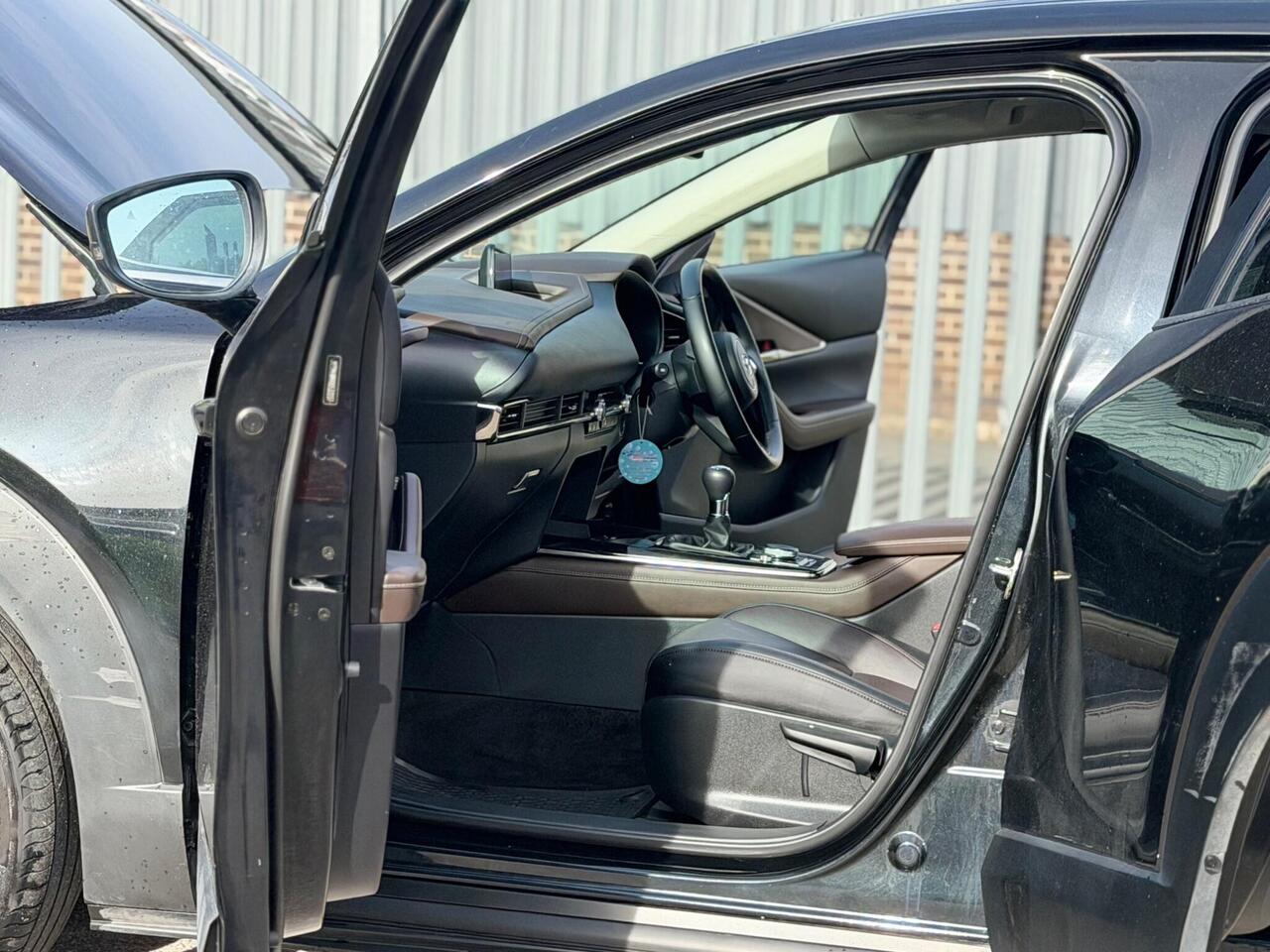 Mazda CX-30 — photo 47