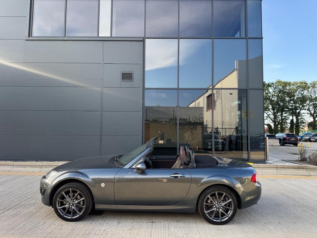 Mazda MX-5 — photo 4