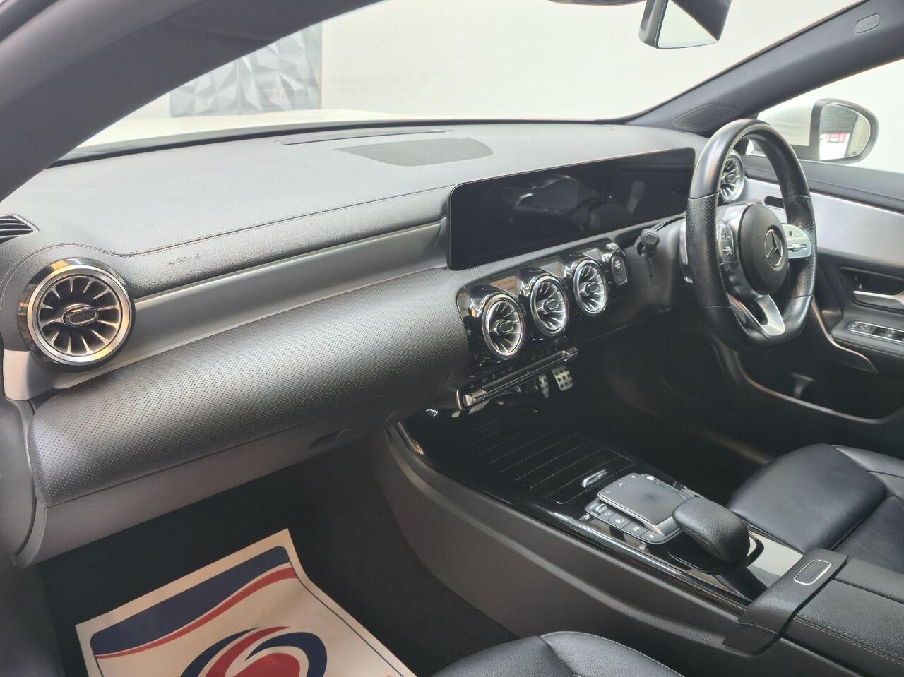 Mercedes-Benz CLA — photo 51