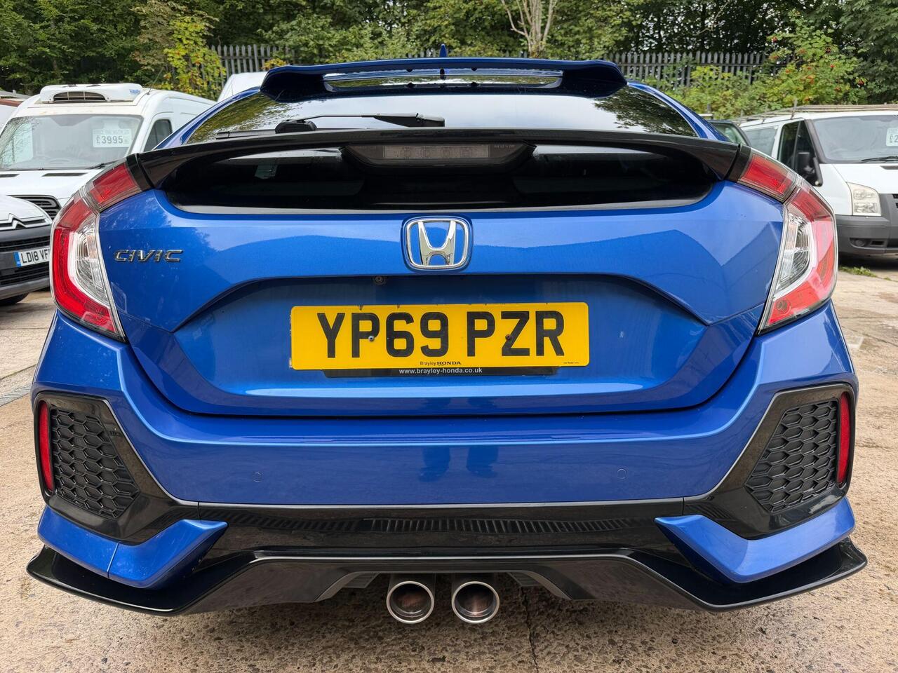 Honda Civic — photo 14