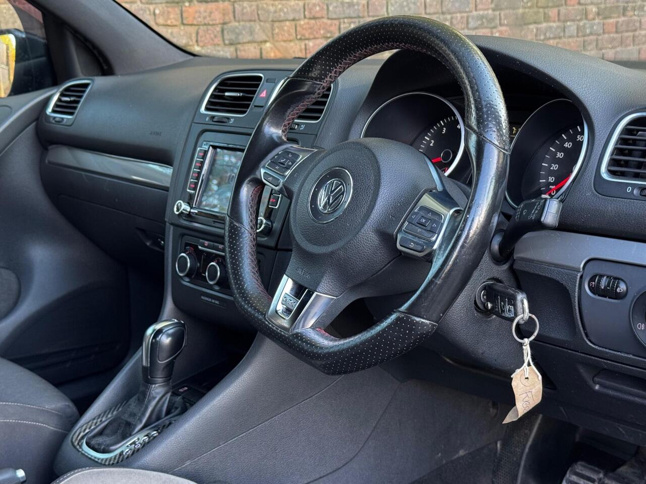 Volkswagen Golf — photo 20