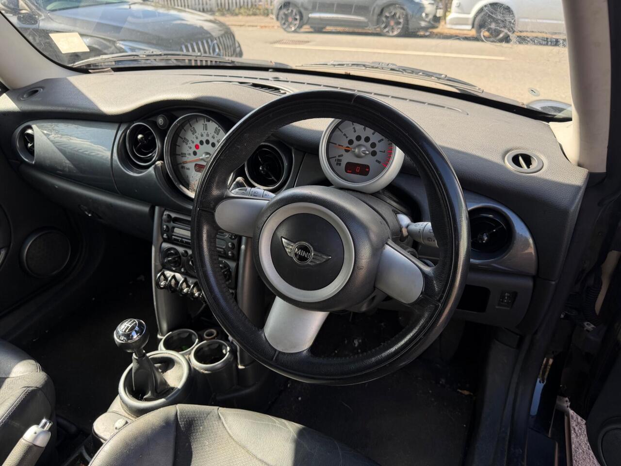 MINI Hatch — photo 9