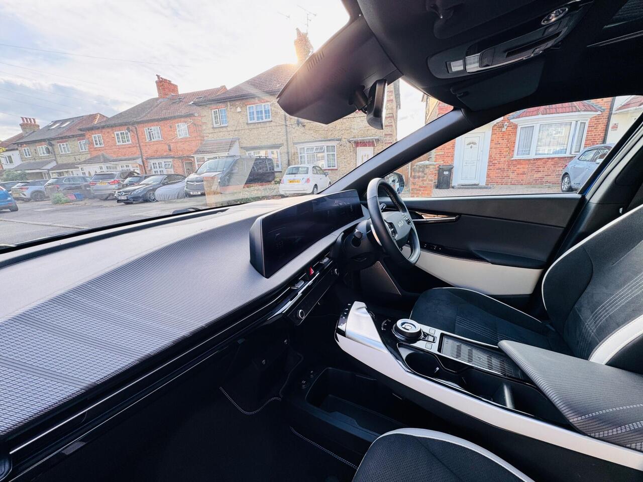 Kia EV6 — photo 15