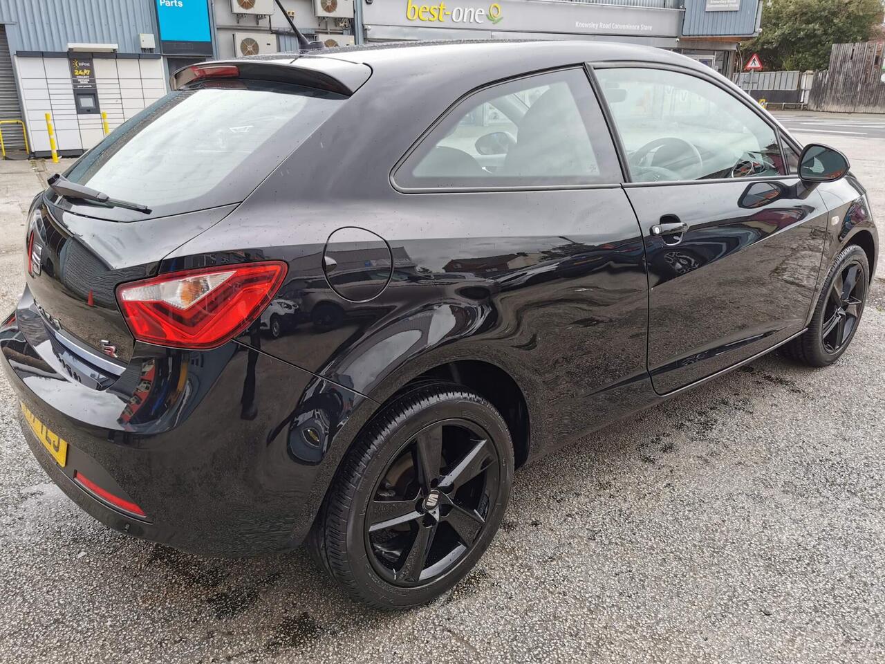 SEAT Ibiza — photo 7