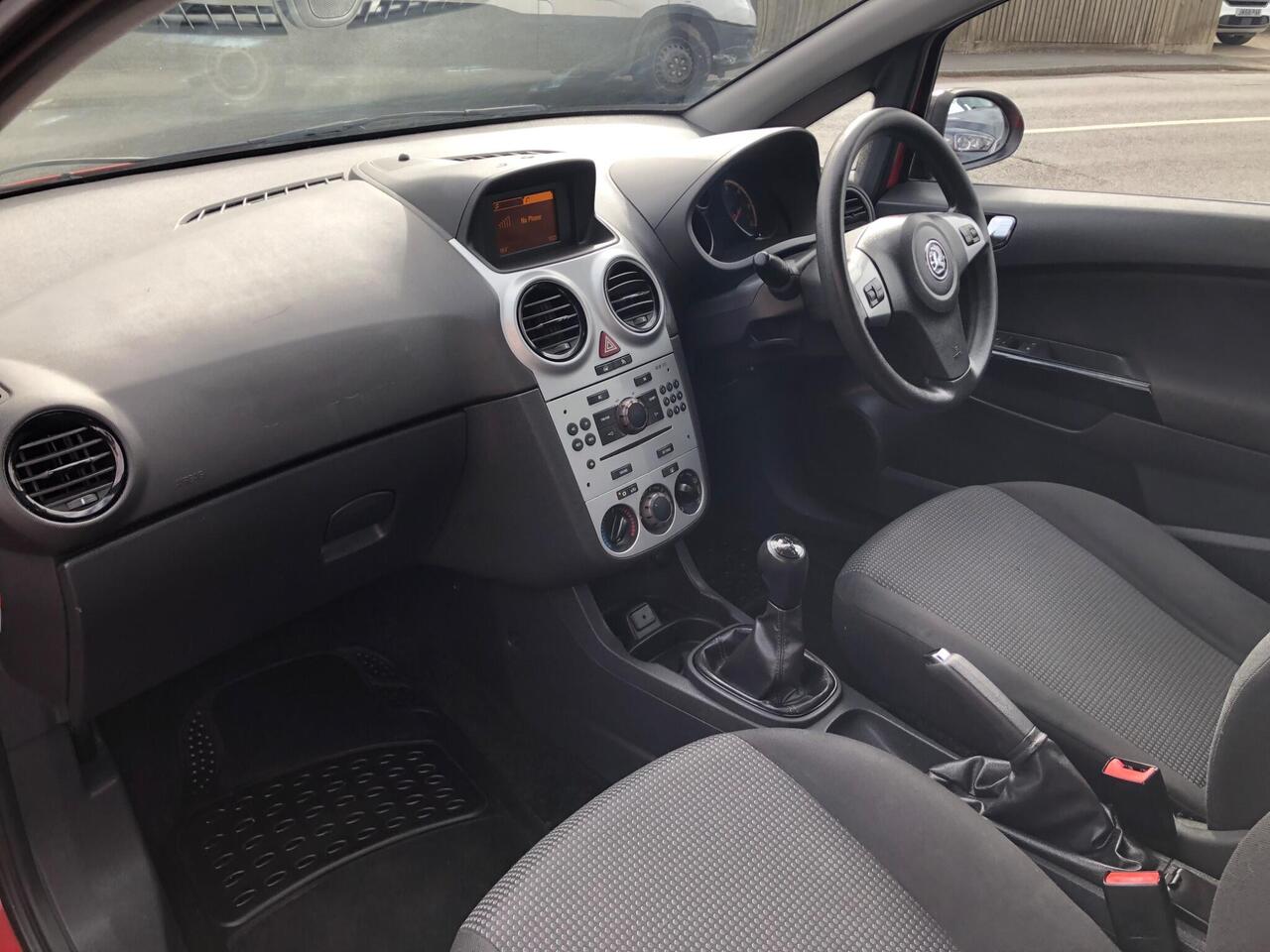 Vauxhall Corsa — photo 23