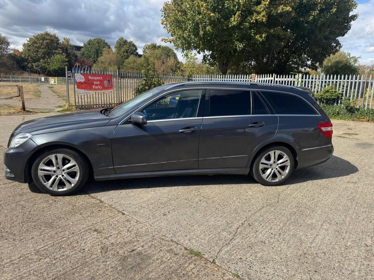 Mercedes-Benz E Class — photo 7