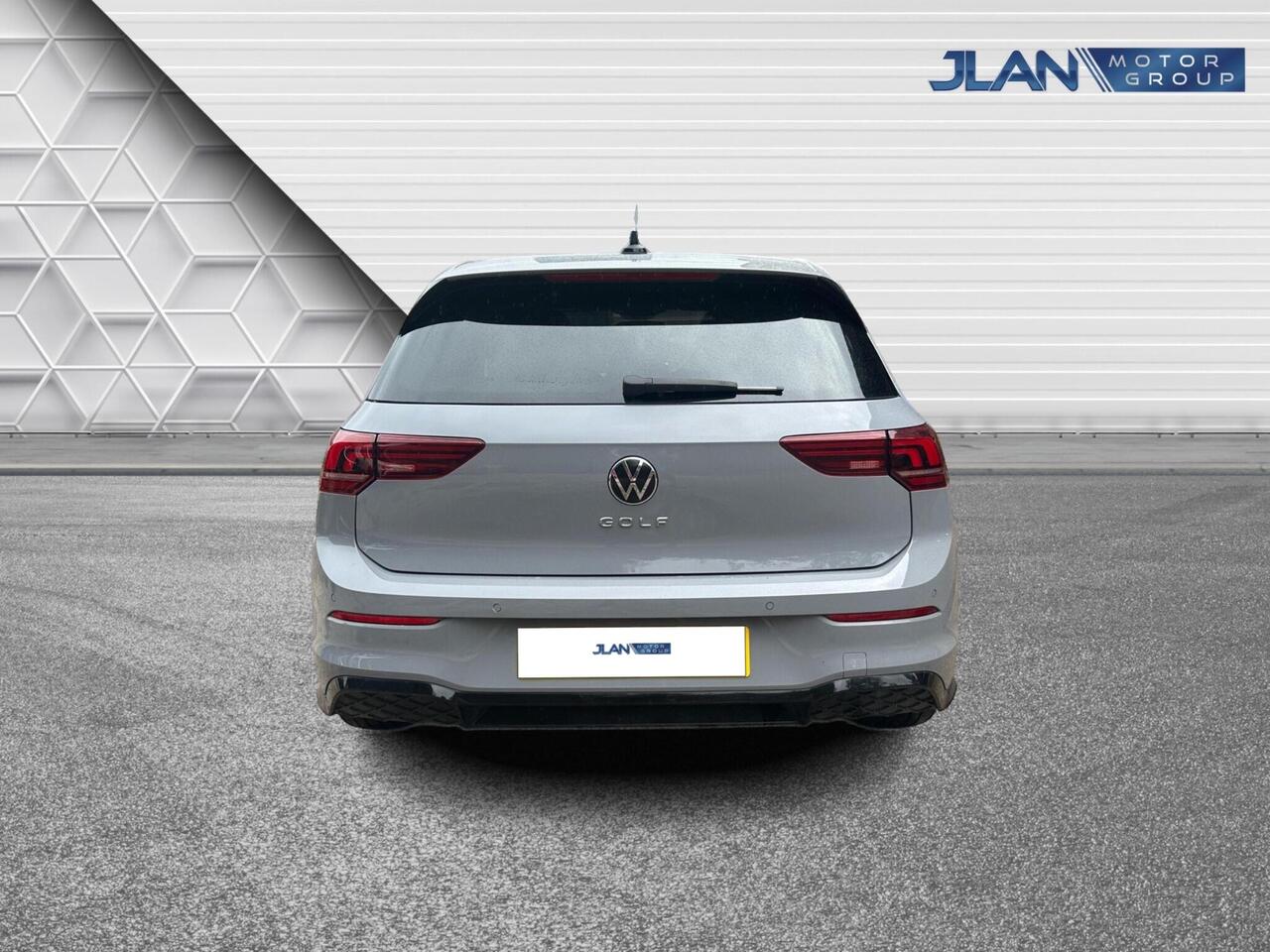Volkswagen Golf — photo 12