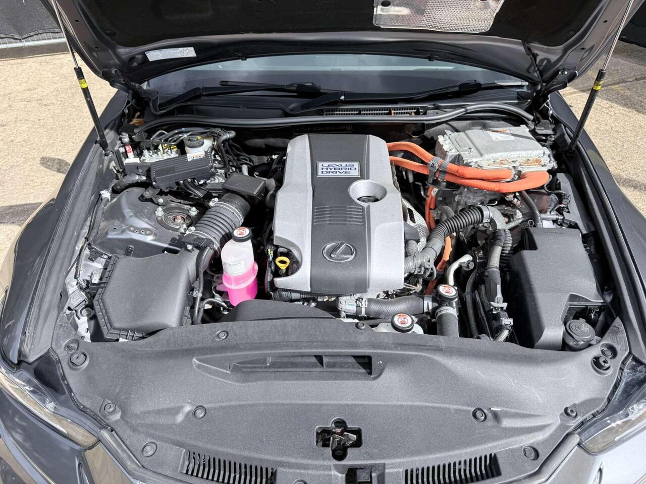Lexus IS — photo 35