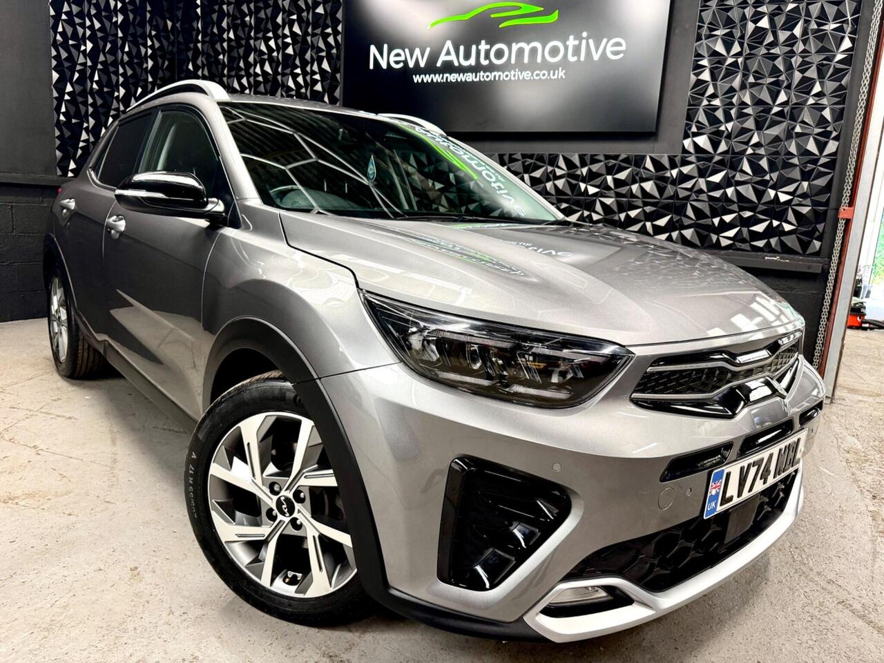 Kia Stonic — photo 46