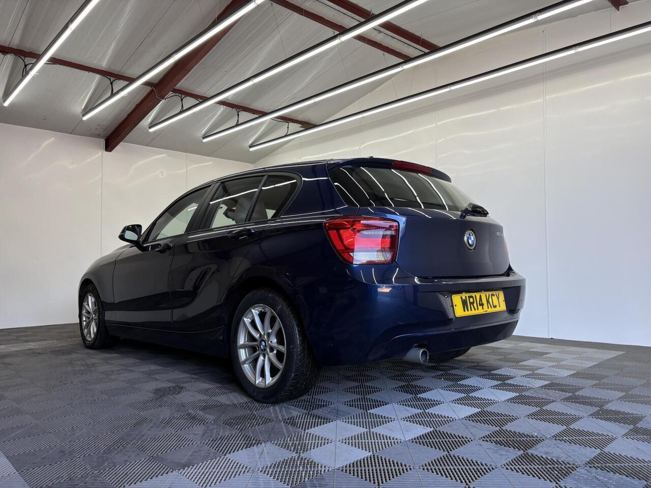 BMW 1 Series — photo 16