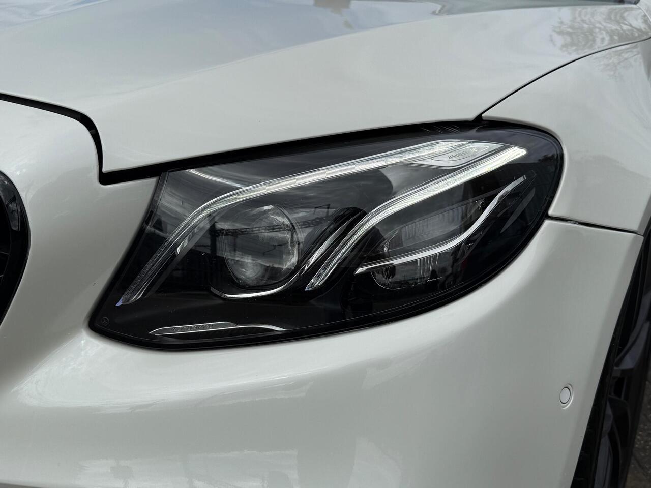 Mercedes-Benz E Class — photo 27