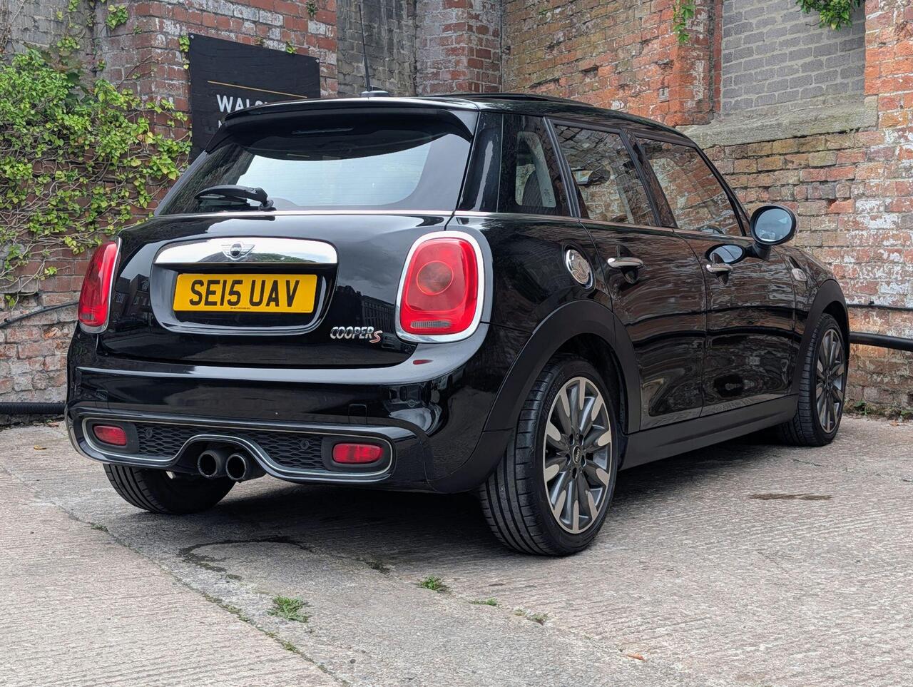 MINI Hatch — photo 6