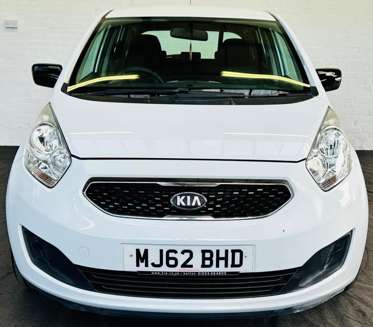 Kia Venga — photo 9