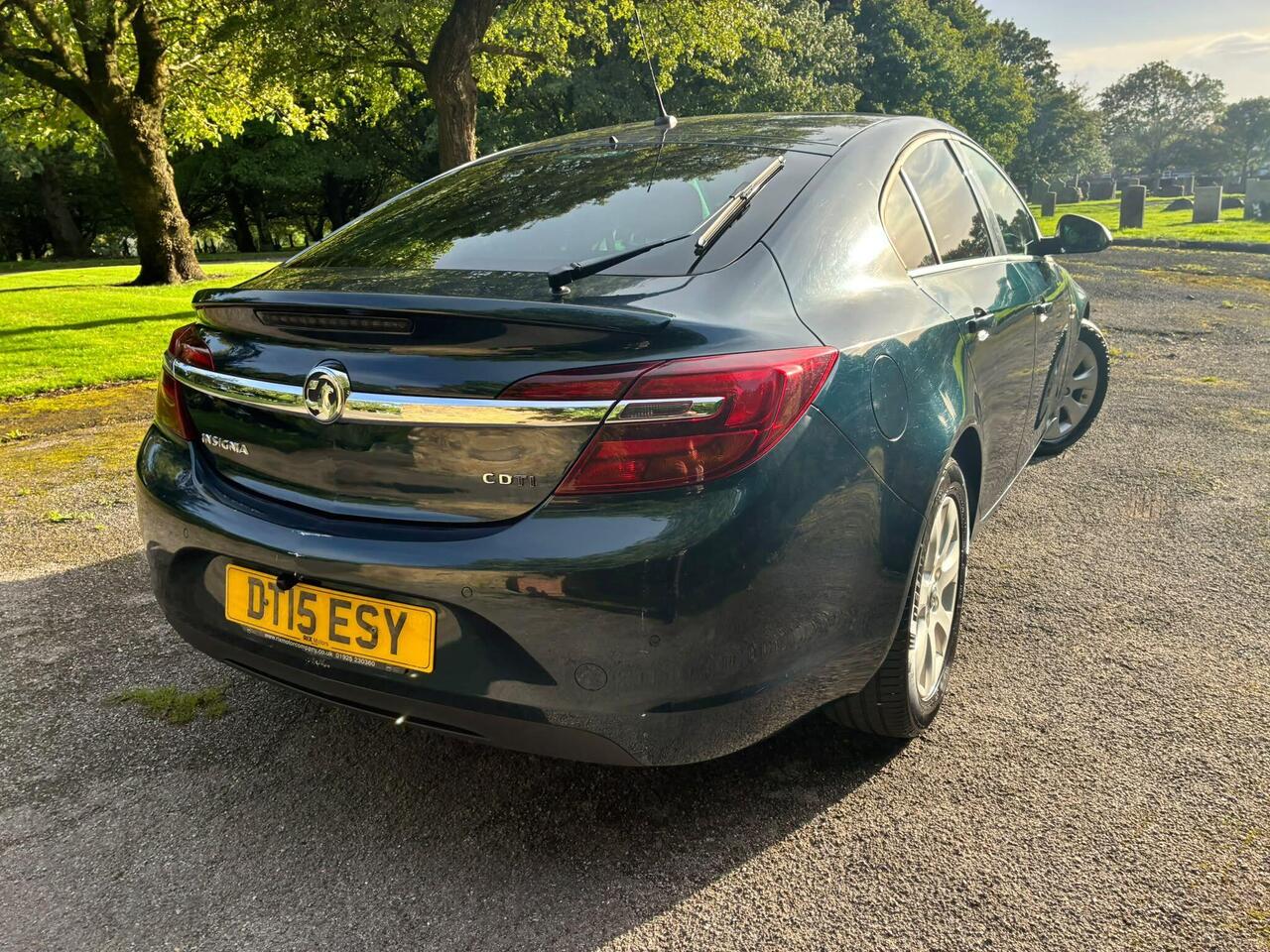 Vauxhall Insignia — photo 74