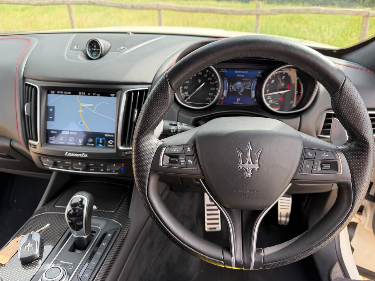 Maserati Levante — photo 28