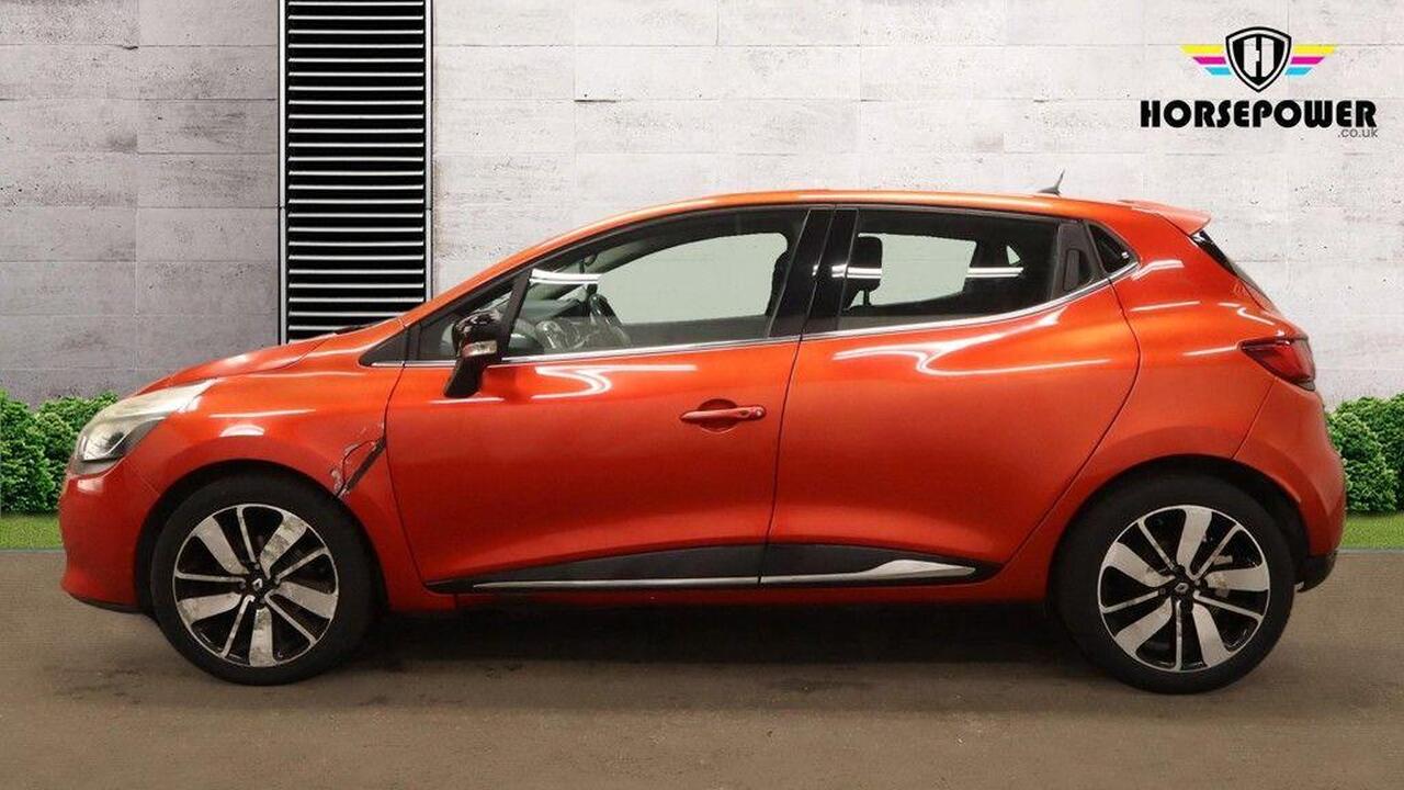 Renault Clio — photo 7