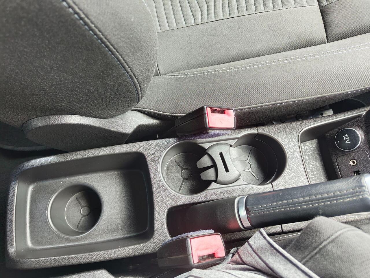 Ford Fiesta — photo 22
