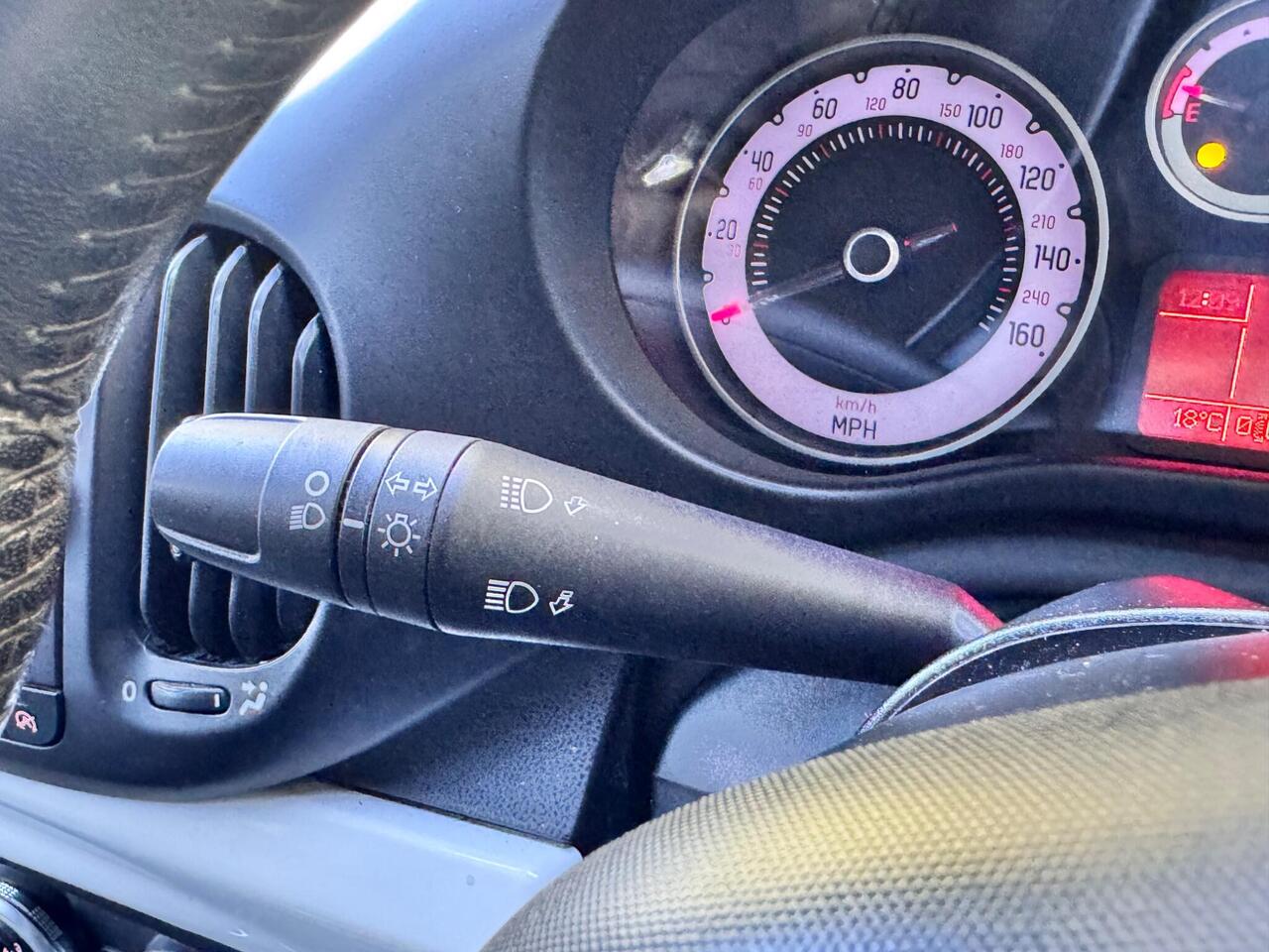 Fiat 500L — photo 16
