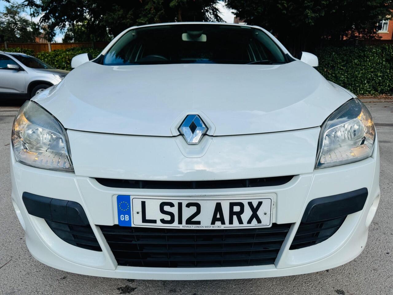 Renault Megane — photo 7