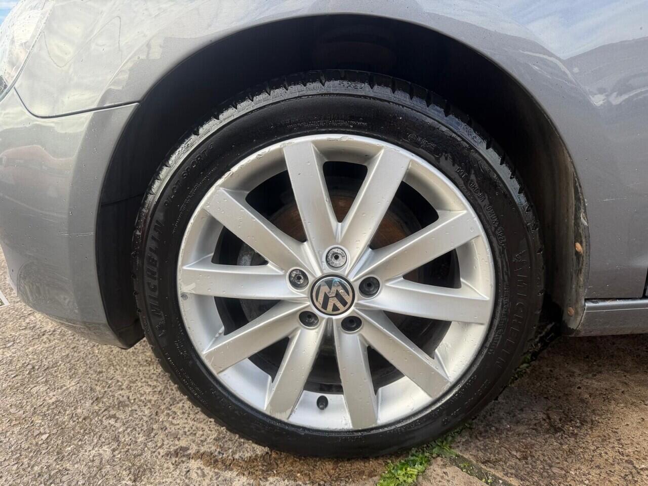 Volkswagen Golf — photo 14