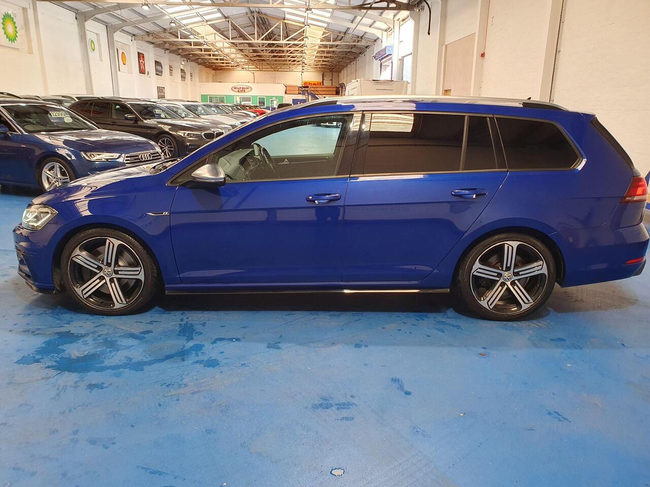 Volkswagen Golf — photo 6