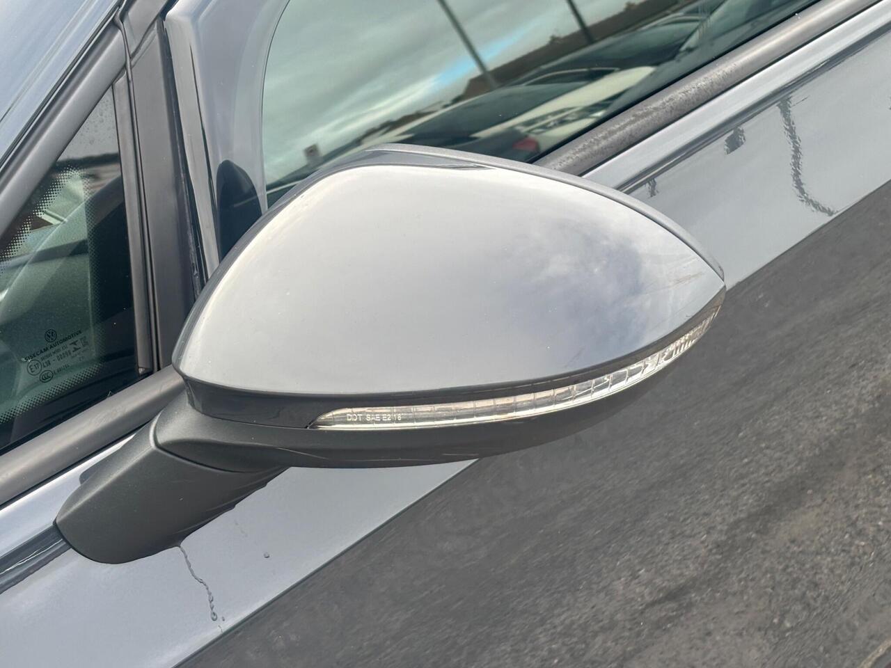 Volkswagen Golf — photo 34