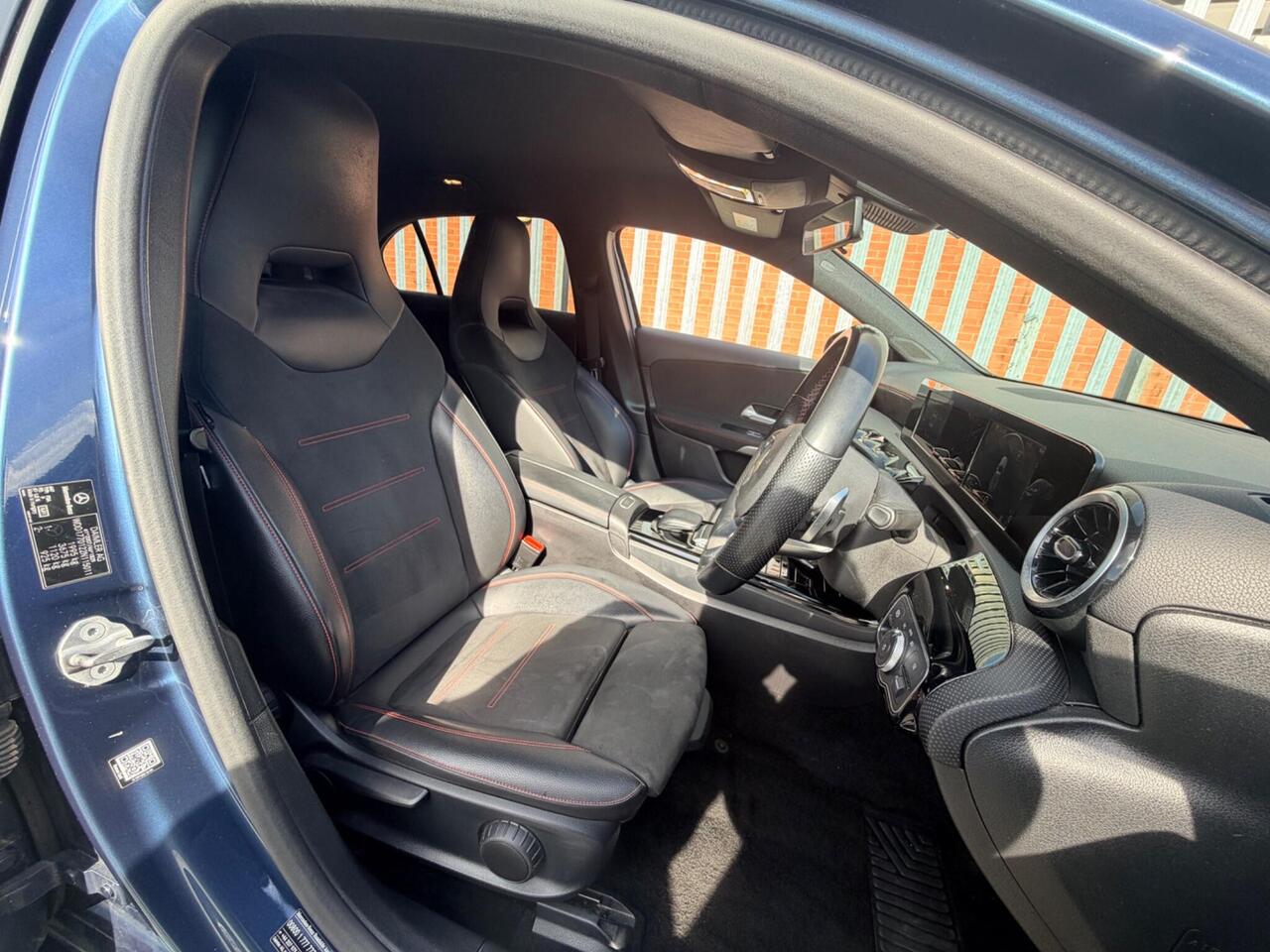 2019 Mercedes-Benz A Class 2.0 A200d AMG Line 8G-DCT Euro 6 (s/s) 5dr, photo 6