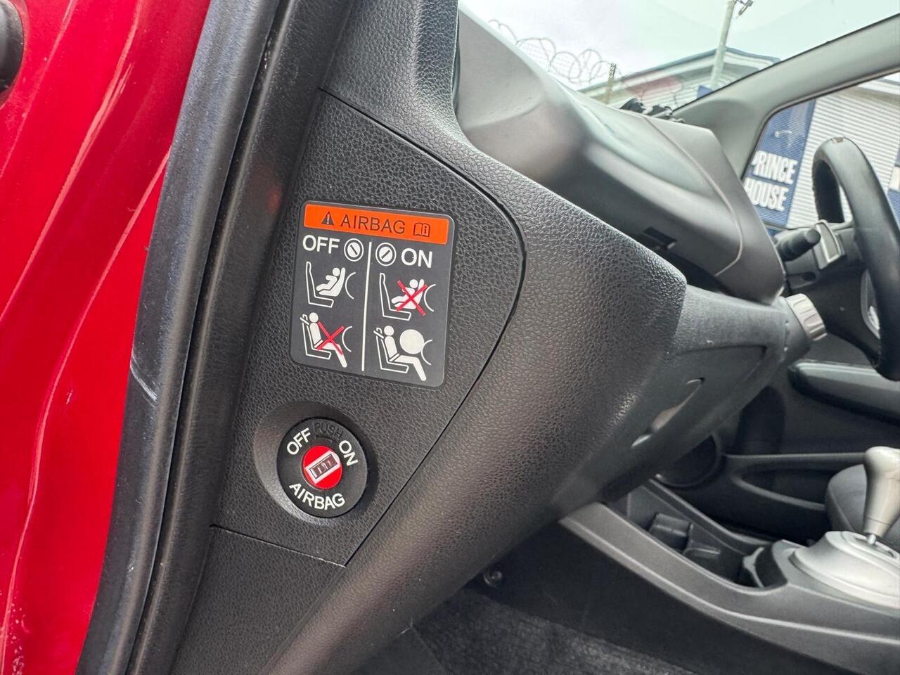 Honda Jazz — photo 16