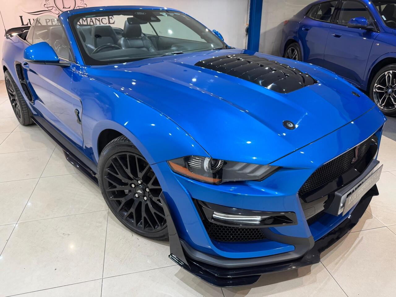 Ford Mustang — photo 27