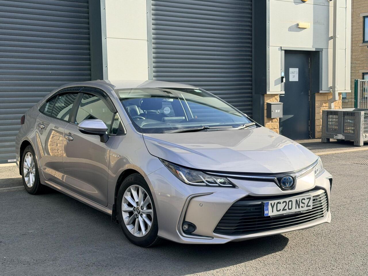 Toyota Corolla — photo 2