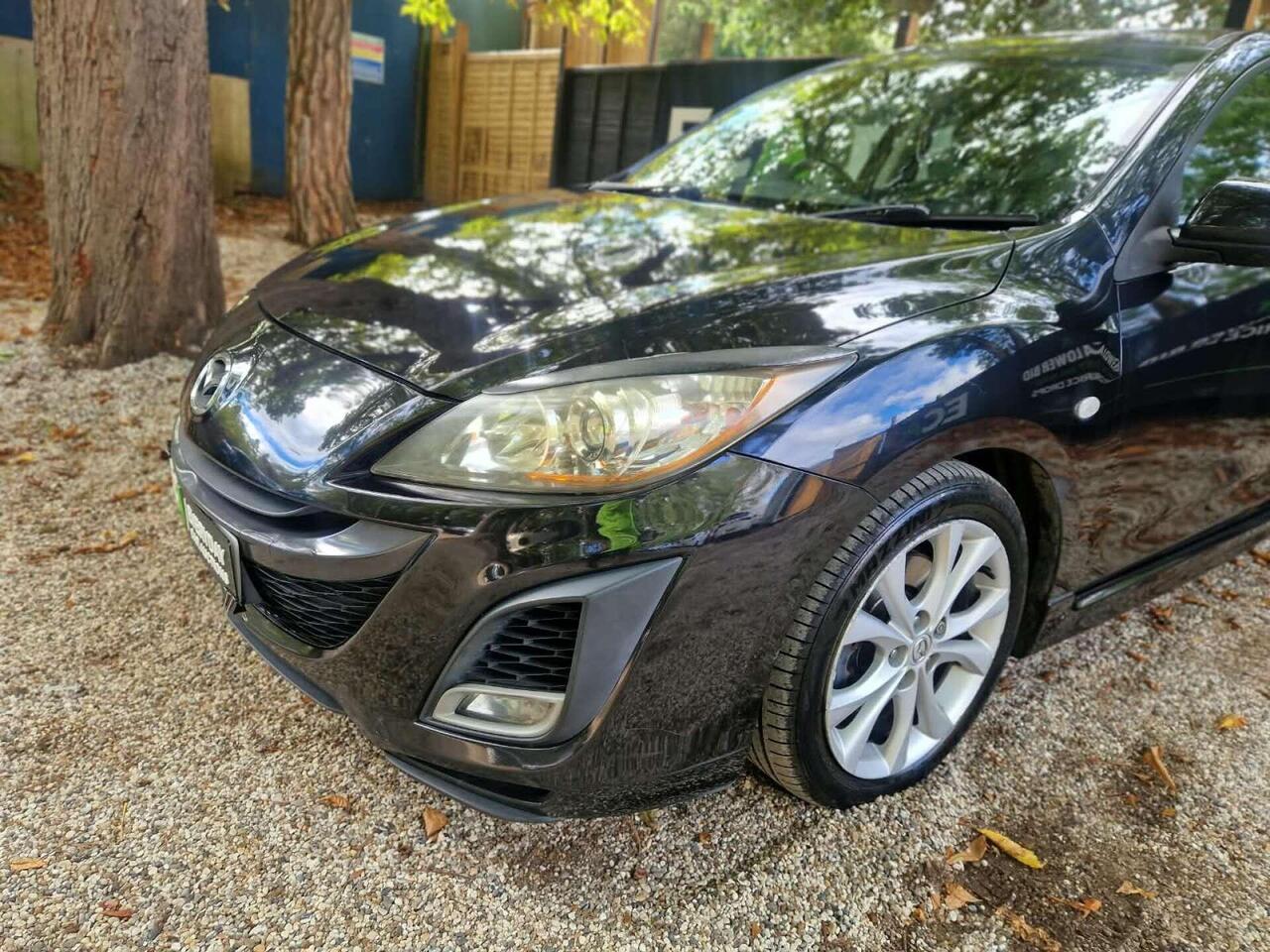 Mazda Mazda3 — photo 41