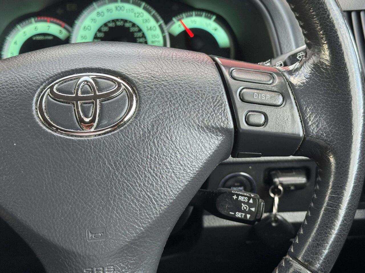 Toyota Corolla Verso — photo 45