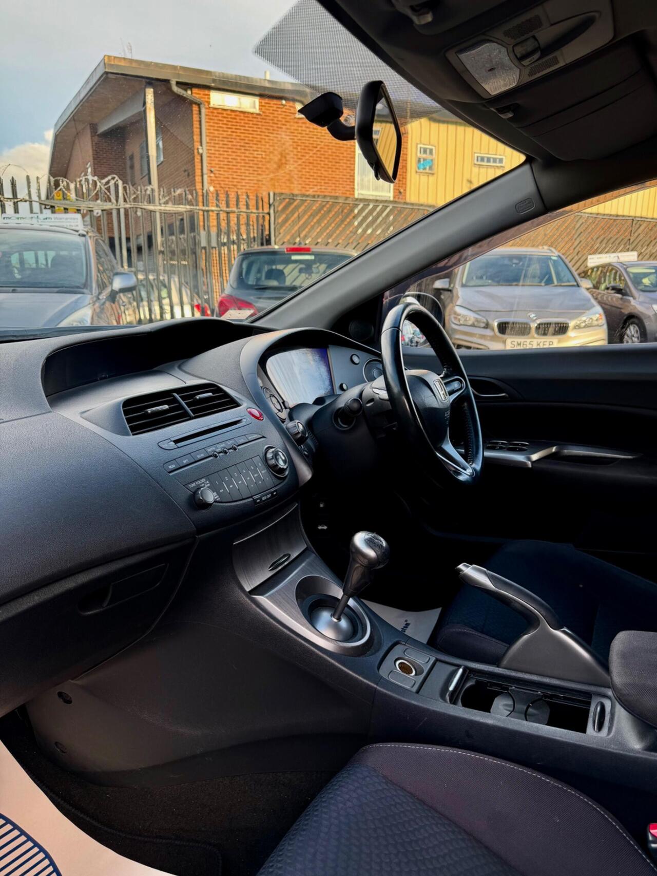 Honda Civic — photo 49