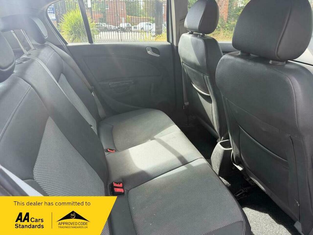 Vauxhall Corsa — photo 19
