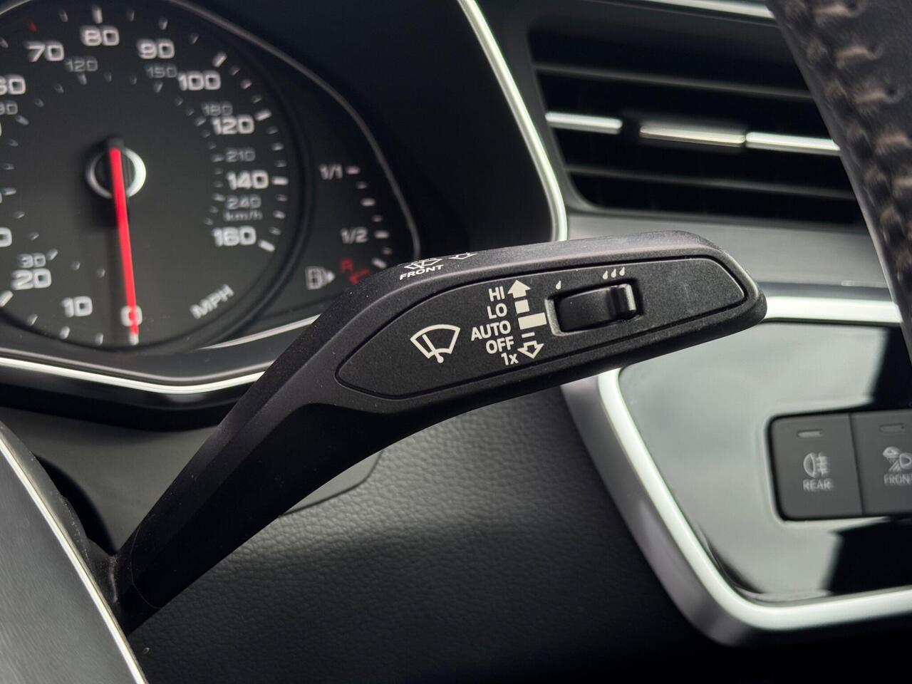 Audi A6 Saloon — photo 37