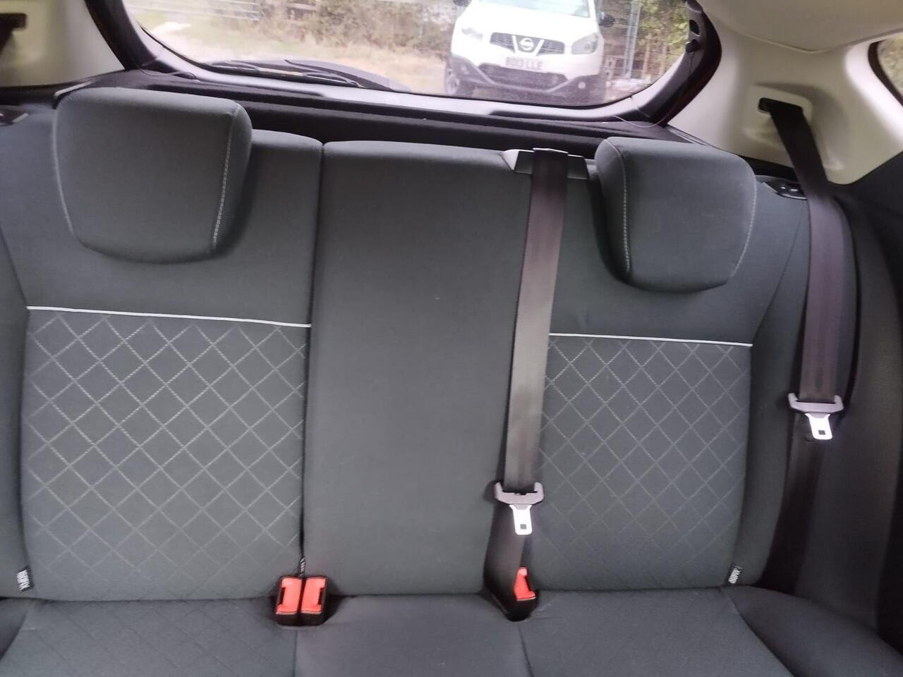 Ford Fiesta — photo 18