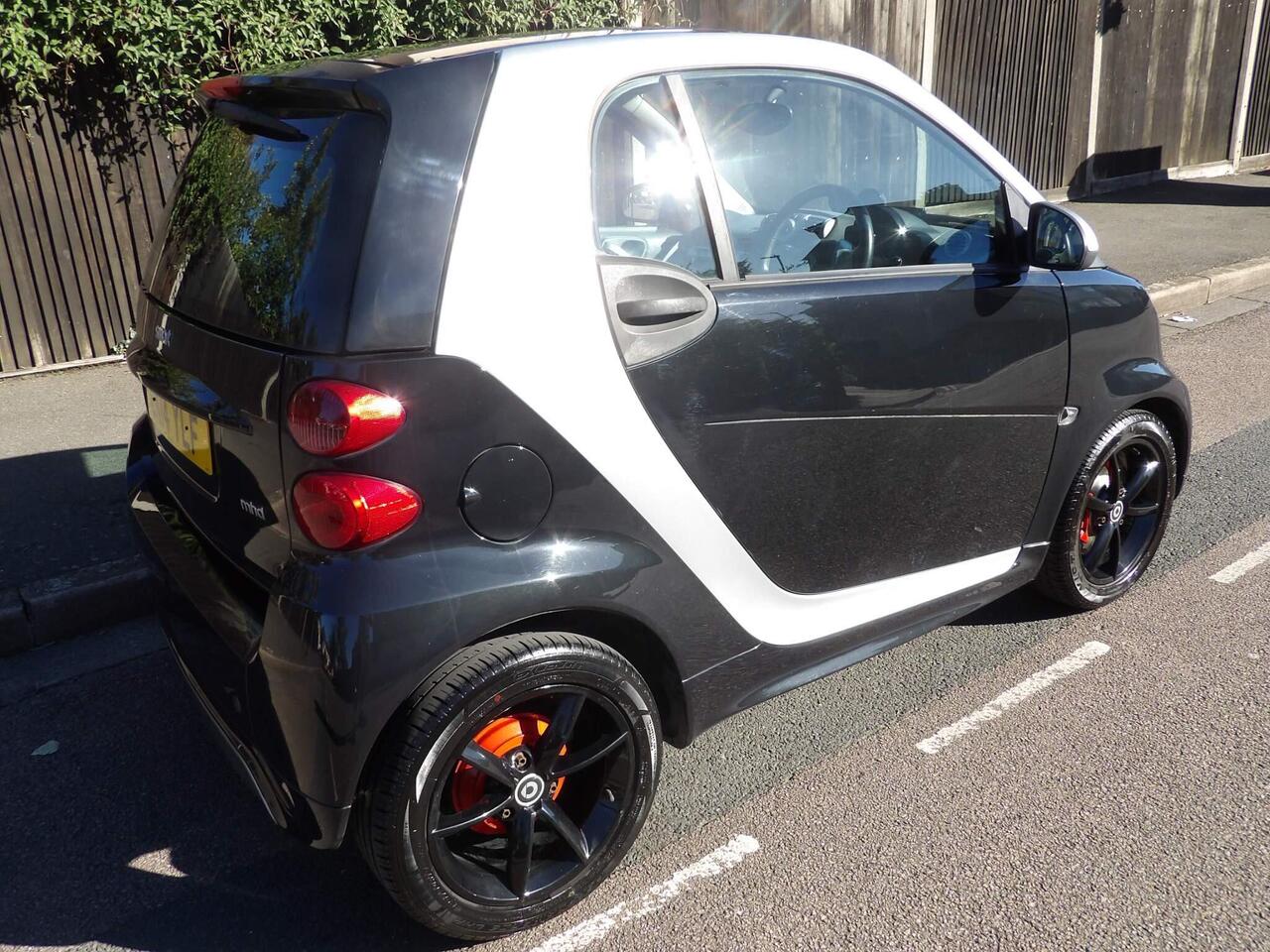Smart fortwo — photo 3