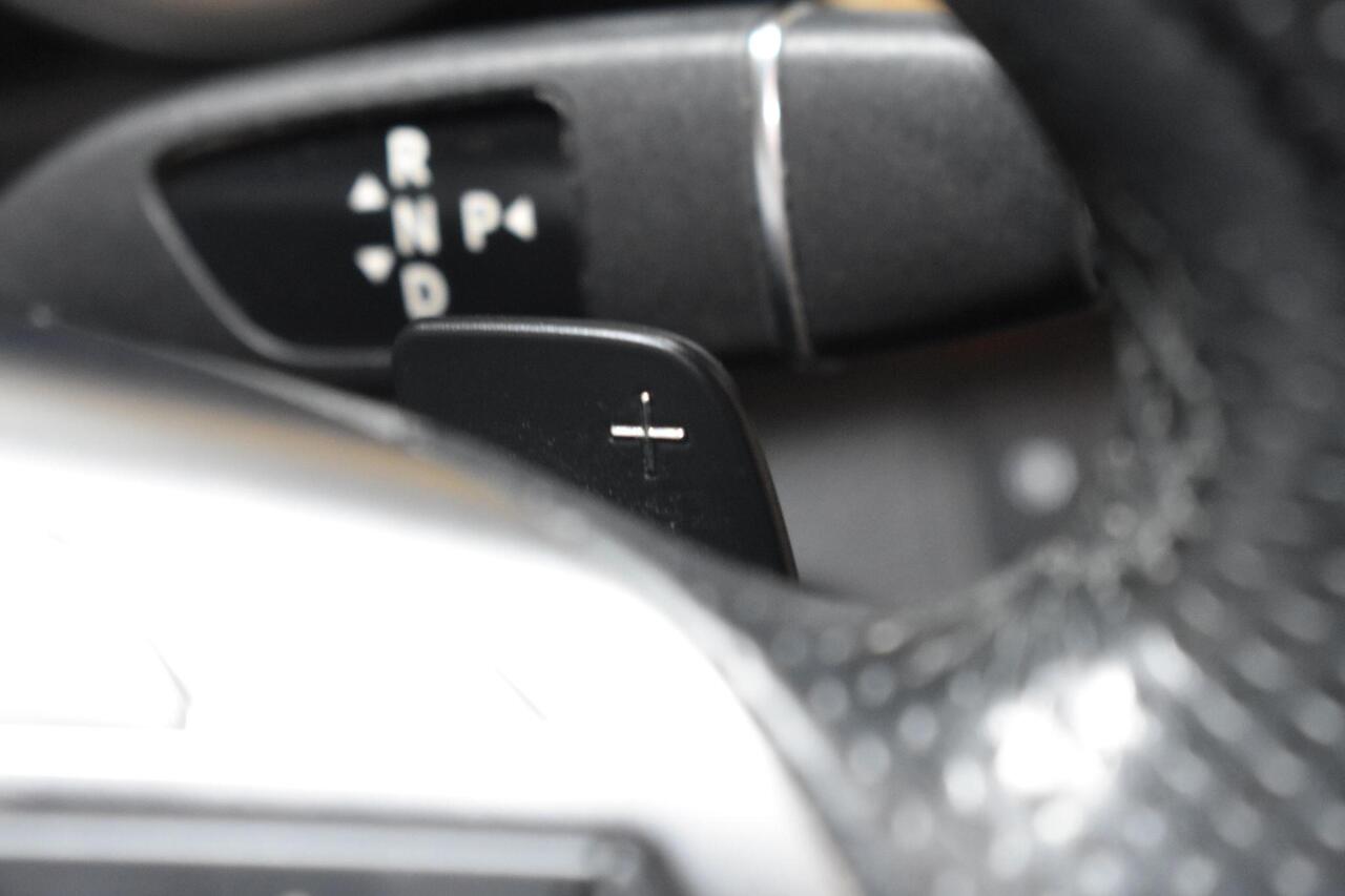 Mercedes-Benz E Class — photo 27