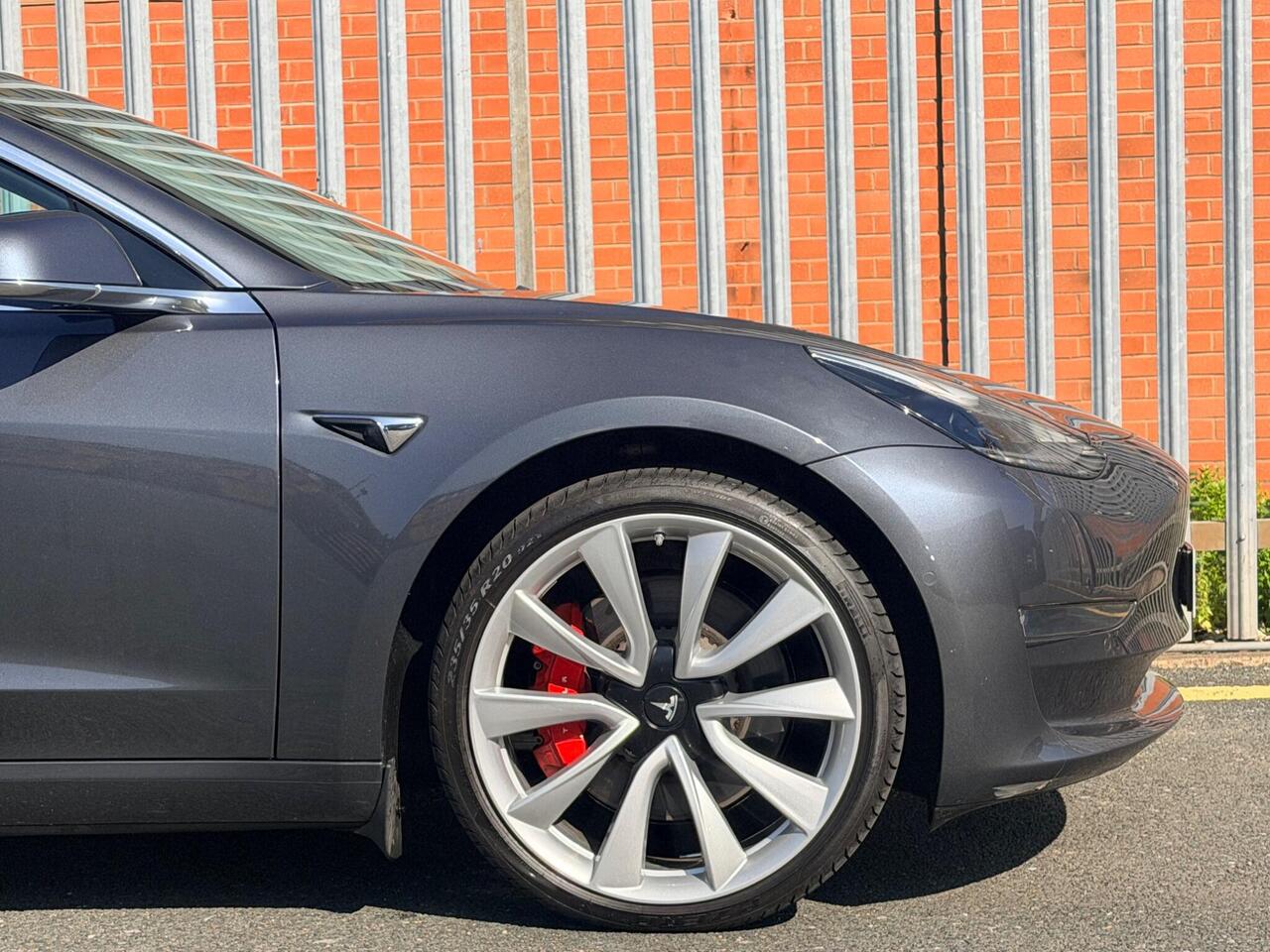 2019 Tesla Model 3 (Dual Motor) Performance Auto 4WDE 4dr (Performance Upgrade), photo 6