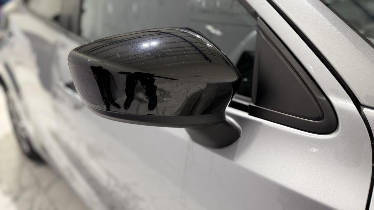 Mazda Mazda2 — photo 44