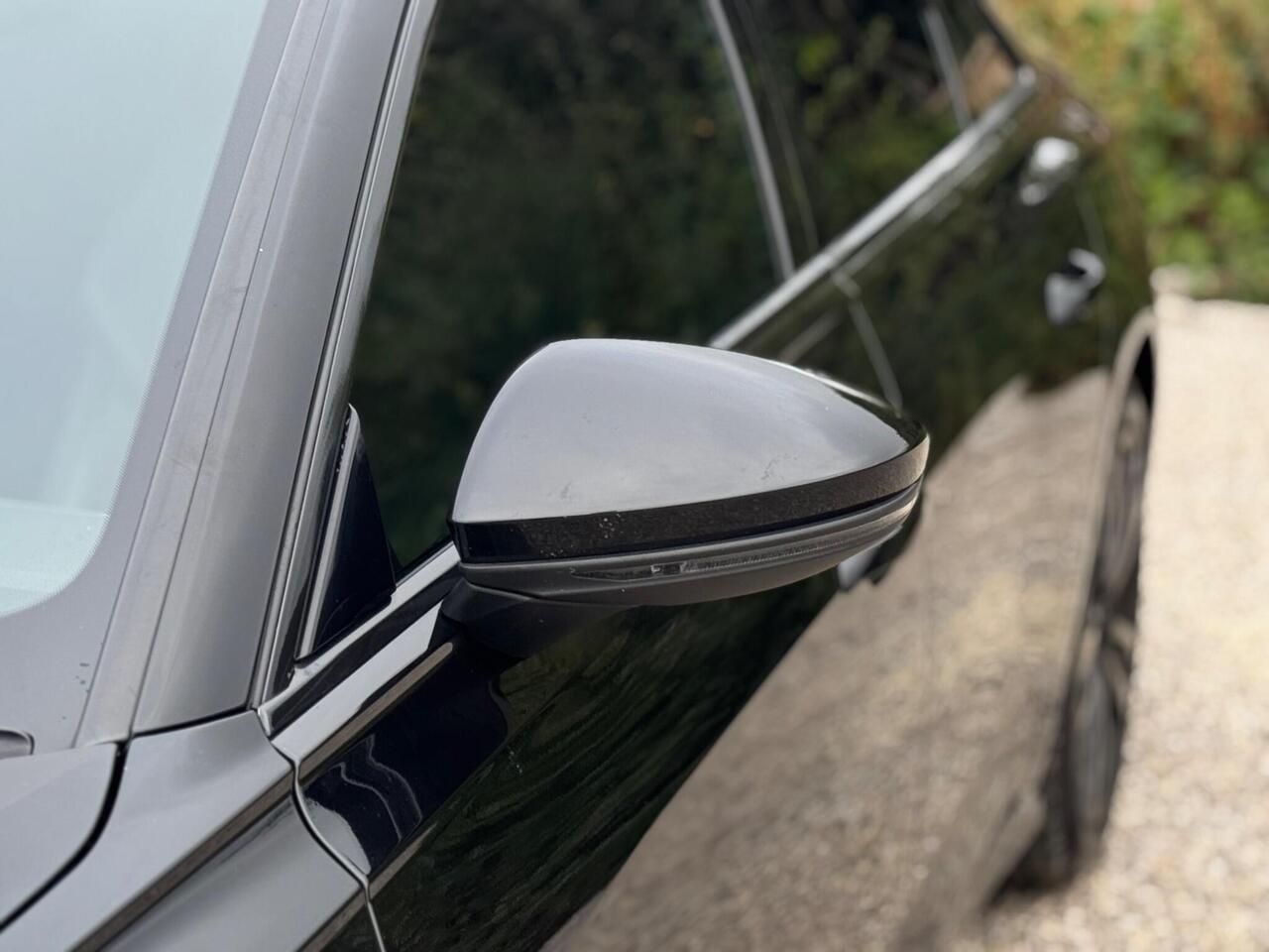 Audi A6 Saloon — photo 78