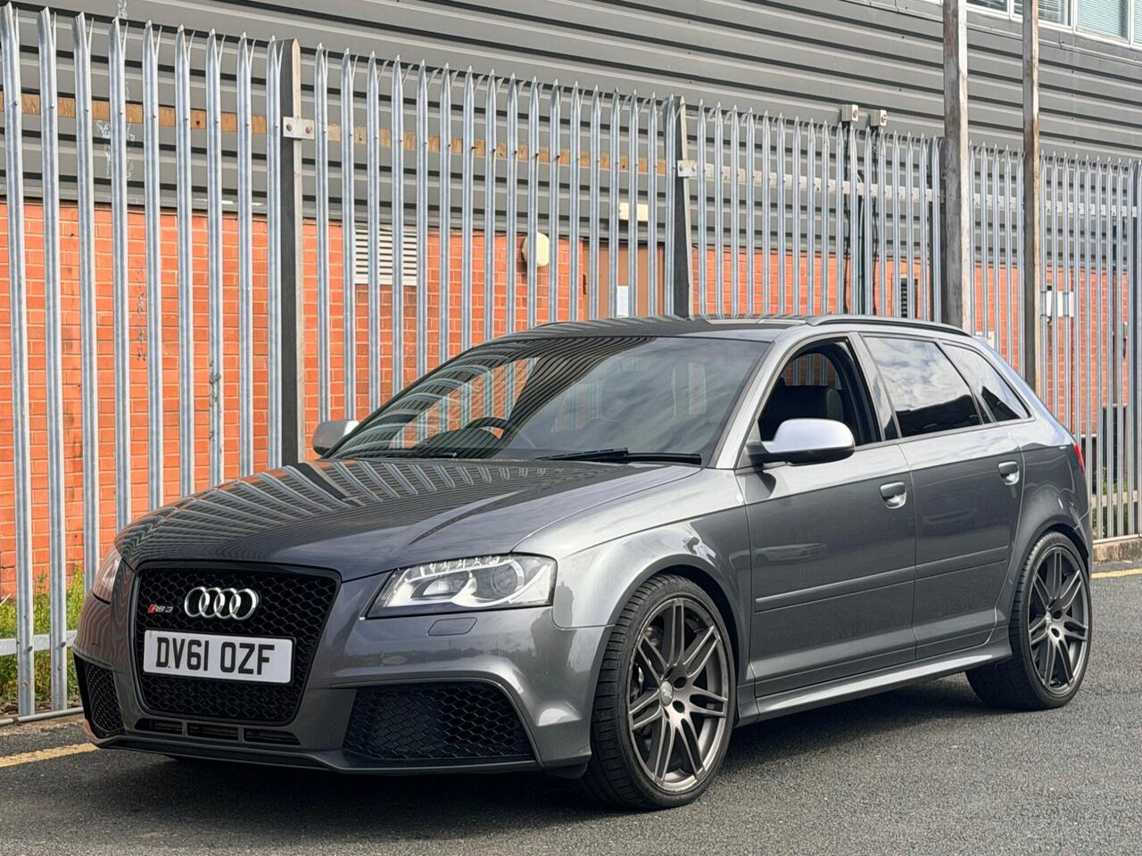 2011 Audi RS3 2.5 TFSI Sportback S Tronic quattro Euro 5 5dr, photo 9