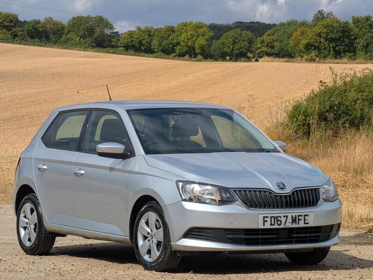 Skoda Fabia — photo 1